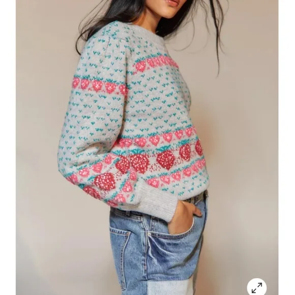 ISO! Urban outfitters strawberry sweater small or xs - Picture 3 of 3